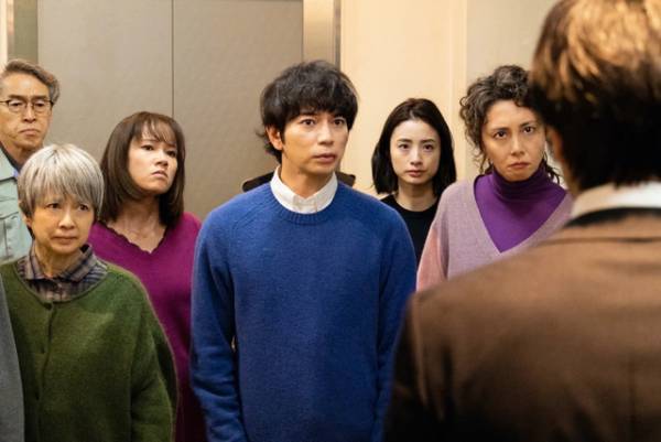 「となりのチカラ」第6話、松本潤“チカラ”、虐待夫との直接対決に「目の表情にゾクゾクした」の声、一方「灯ちゃんの心の中に早く気づいて」の声も