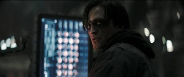 「ブルースなのかバットマンなのか」その“本性”に迫る『THE BATMAN』特別映像