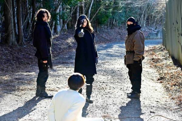 竹内涼真×教団×Xで三つ巴の闘い！ 鬼気迫るアクション場面写真「君と世界が終わる日に」S3