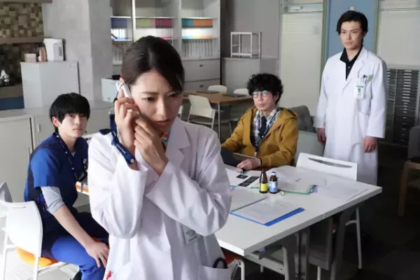 「ドクターホワイト」第9話、宮田俊哉“淳平”のアクションに「かっこいい」の嵐、毎熊克哉“勇気”の登場にも「ブラックジャック感ヤバい」の声