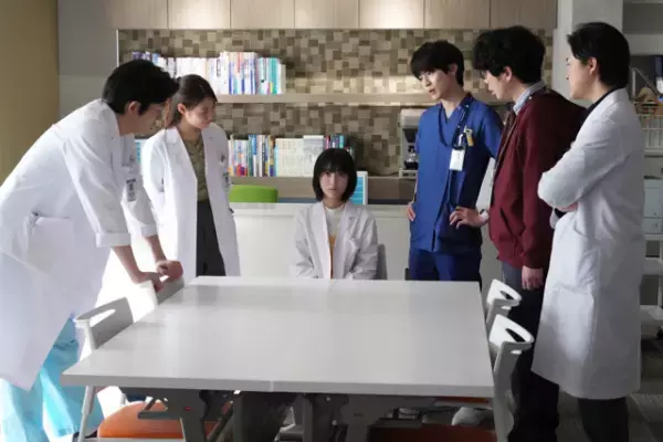 「ドクターホワイト」第9話、宮田俊哉“淳平”のアクションに「かっこいい」の嵐、毎熊克哉“勇気”の登場にも「ブラックジャック感ヤバい」の声