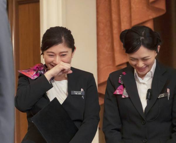 篠原涼子＆中村倫也が高橋克実を質問攻めに!?『ウェディング・ハイ』“わちゃわちゃ”メイキング映像