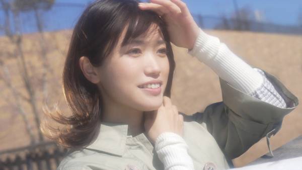 美山加恋、ムロツヨシとの共演は「憧れの方に会うような感覚」「全っっっっっ然知らない街を歩いてみたものの」S2に出演