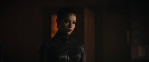 バットマンvsキャットウーマン！櫻井孝宏＆ファイルーズあいの吹替版本編映像『THE BATMAN』