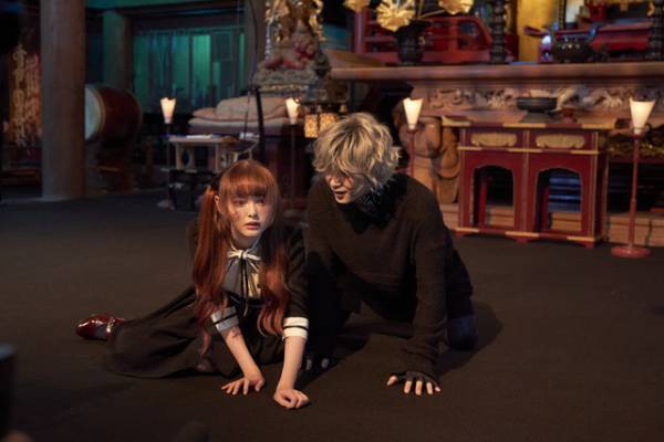 神木隆之介＆松村北斗がお祭りでチョコバナナ、愁いを帯びた磯村勇斗が公開『xxxHOLiC』幕間映像