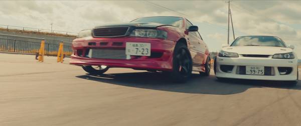 野村周平＆吉川愛共演シーン、ドリ車走行カットが公開『ALIVEHOON』場面写真