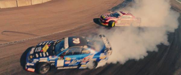 野村周平＆吉川愛共演シーン、ドリ車走行カットが公開『ALIVEHOON』場面写真