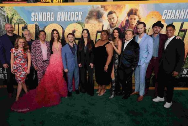 ダニエル・ラドクリフ「ついに世界に送り出せる」サンドラ・ブロック主演『ザ・ロストシティ』プレミア大盛況