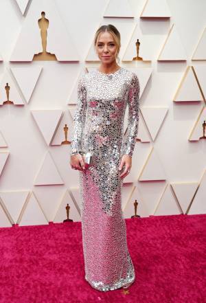 【第94回アカデミー賞】今年は“肌みせ”がトレンド…授賞式レッドカーペット・ファッション