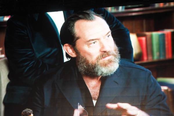 エディ・レッドメイン＆ジュード・ロウら、日本のファンタビファンたちに興奮「すっごいキュート！」