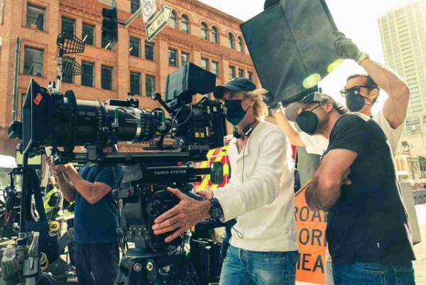 ドローン撮影に世界チャンピオンを起用、迫力のダイナミック映像が実現『アンビュランス』特別映像