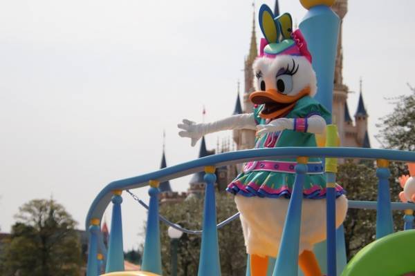 【ディズニー】パークに“うさたま”が帰ってきた！SPイベント「ディズニー・イースター」プレビュー開催