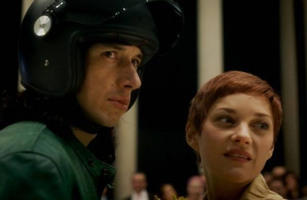 カラックス監督「始めようか」スパークスがスタジオで歌う！『アネット』冒頭映像