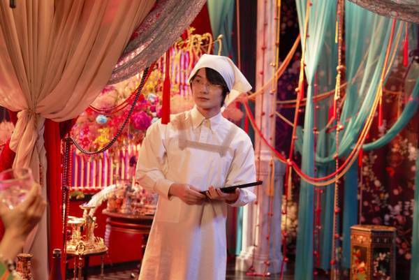 神木隆之介“四月一日”の家政夫姿が公開『xxxHOLiC』