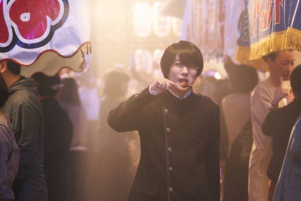 松村北斗、神木隆之介は「頼れるお兄ちゃん」『xxxHOLiC』お祭りシーン公開