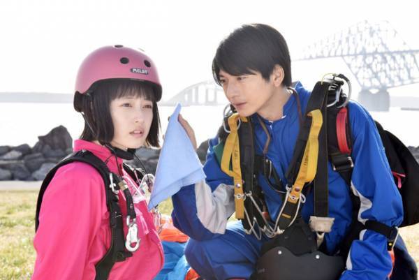 今田美桜＆向井理、出会いの場面写真公開「悪女（わる）」