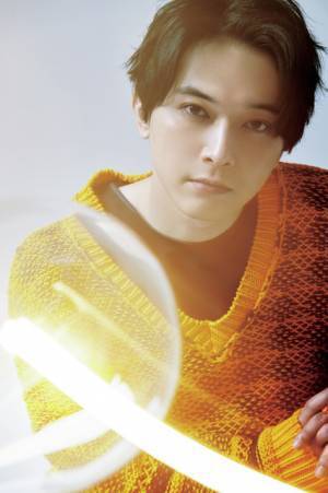 吉沢亮「SPUR」対談連載が書籍化「成長を感じて」