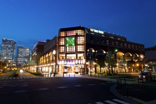 日本最大級の野外シアターイベント「SEASIDE CINEMA 2022」GWみなとみらいに登場！