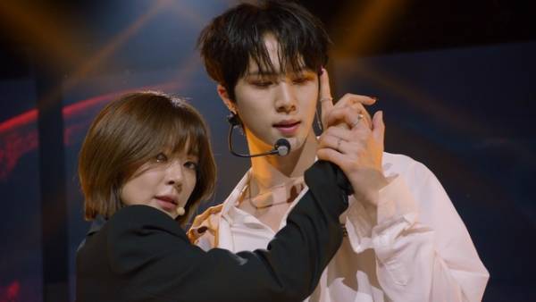 キム・ジュンスが特別ゲストに！人気アイドル10名が2人1組でデュエット「ダブルトラブル」
