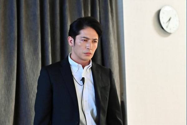 「マイファミリー」1話、“温人”二宮和也に「なんとも言えずに辛かった」「泣きの演技は最高」の声、誘拐犯“考察”も早速過熱中