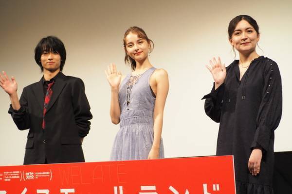 映画初出演＆初主演の嵐莉菜、奥平大兼との共演に「本当に心強かった！」とにっこり