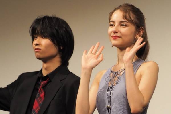 映画初出演＆初主演の嵐莉菜、奥平大兼との共演に「本当に心強かった！」とにっこり