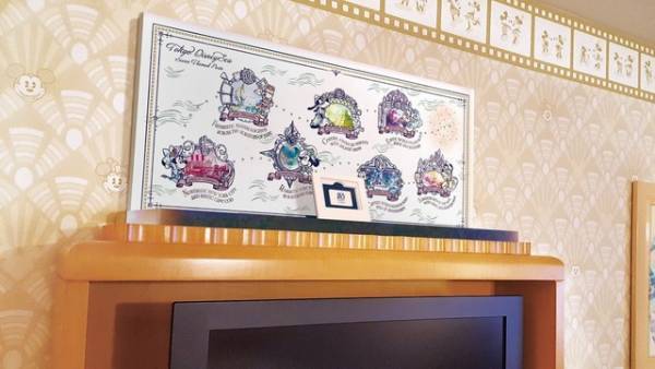【ディズニー】TDS20周年記念ルームがフィナーレに登場！わくわくするようなアートや仕掛けも