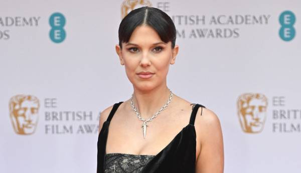 ミリー・ボビー・ブラウン、18歳の誕生日を迎えさらに性的な対象として取り上げるメディアを批判