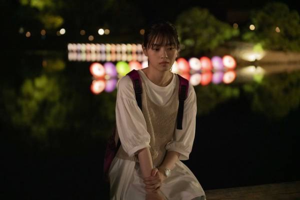 西野七瀬の“恋する表情”に注目…切ない恋心が垣間見える『恋は光』新場面写真
