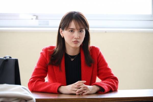 「元彼の遺言状」2話、綾瀬はるか“麗子”と大泉洋“篠田”の“バディ”誕生に期待の声高まる、2話にして回収されたタイトルに触れた投稿も