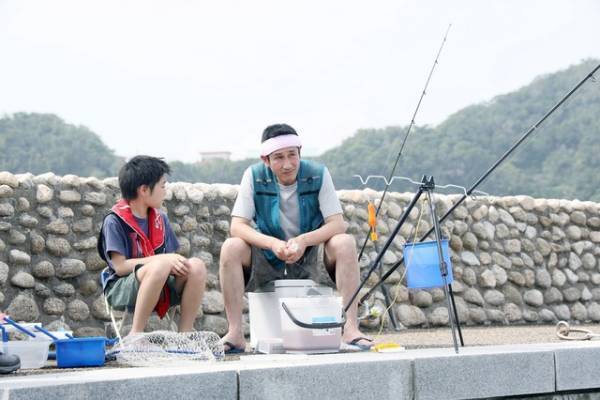 小林聡美、松重豊との恋愛シチュエーションは「安心感がありました」『ツユクサ』完成披露プレミアイベント