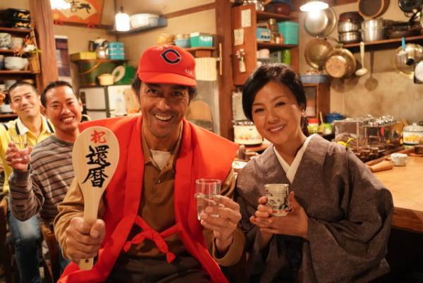 阿部寛“ヤス”と町の人の穏やかな姿とらえた“もう一つの家族写真”『とんび』劇中写真