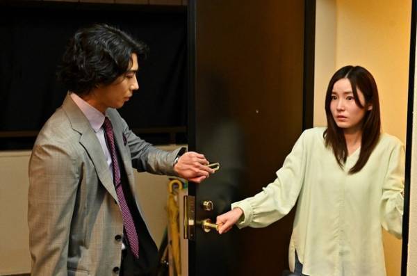 「マイファミリー」4話、賀来賢人“三輪”には「疑ってごめん」「好感度が鰻登り」、濱田岳“東堂”の「ちゃん付け呼び」に違和感を感じる視聴者多数