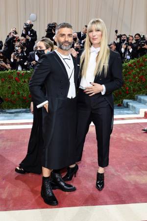 メットガラが開催！ブレイク・ライヴリーらが華やかな装いで魅了 ジャレッド・レトが“複数いる”珍事件も