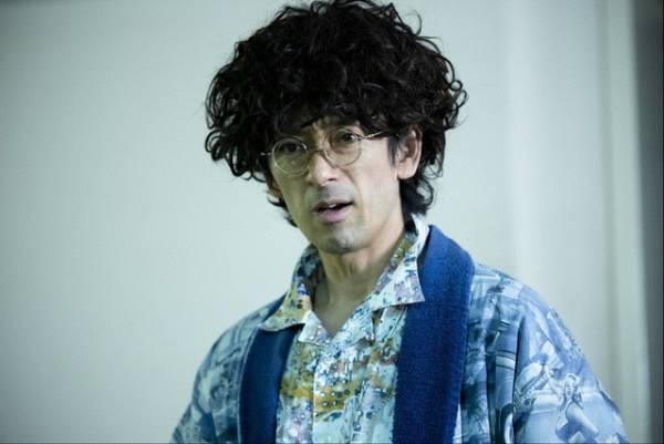 「探偵が早すぎる」4話 広瀬アリス“一華”の変なおじさんメイクに「シンプルに最高すぎ」、塩野瑛久“大谷”には「黒確定？」の声も