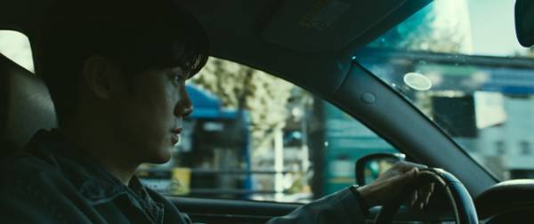 ユ・ヨンソク、3か国語での演技とマジックに挑戦！「よりスマートな刑事像」目指す『バニシング：未解決事件』