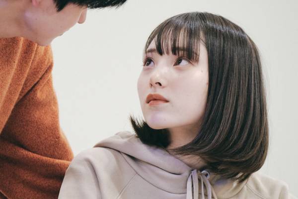 キスシーン稽古中で接近「ドラ恋」新シーズン場面写真先行初公開