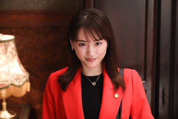 「元彼の遺言状」6話 “柴田勝家”を演じる入野自由が話題に…大泉洋“篠田”の秘密に驚きの反応も