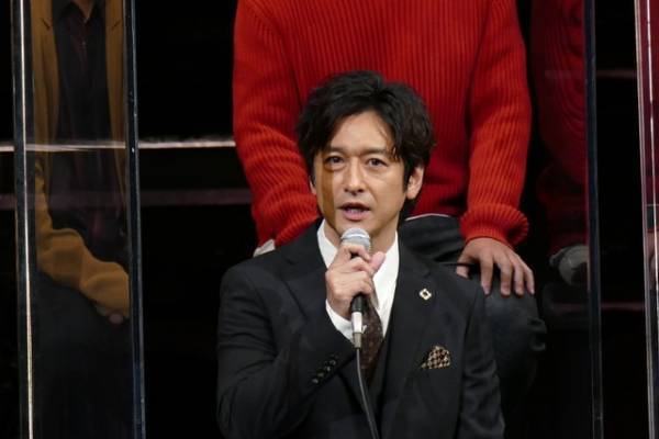 藤原竜也「日本の演劇界の光にもなれば」　石丸幹二＆向井理とともに舞台「ハリー・ポッターと呪いの子」製作発表