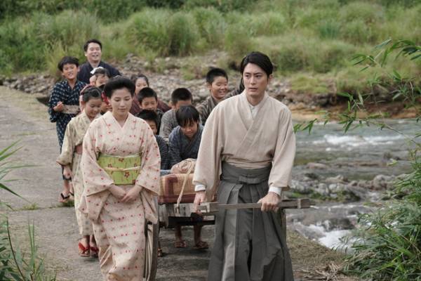 信じた道を突き進む…間宮祥太朗＆石井杏奈らの姿捉える『破戒』場面写真解禁