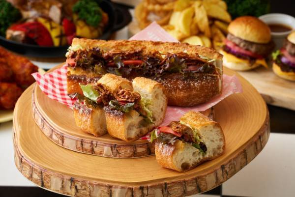 【ディズニー】オリエンタルホテル 東京ベイ、1950年代の古き良きアメリカの世界感が限定客室やレストランに