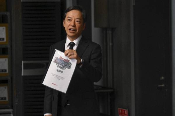 「パンドラの果実」第6話、ユースケ・サンタマリア“長谷部”が出会った女性に「鏡にも映ってない」恐怖の声続出、ディーン・フジオカ“小比類巻”のセリフに共感も