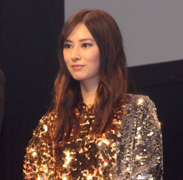 北川景子、“夫”二宮和也の帰りを待つ妻に『ラーゲリより愛を込めて』特報映像