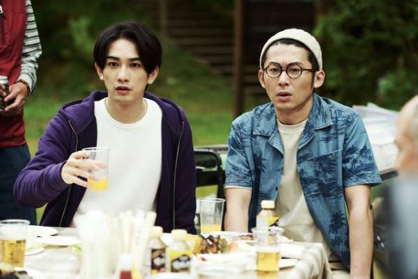 楽団員がBBQで大暴走!? 水谷豊監督『太陽とボレロ』場面写真独占入手