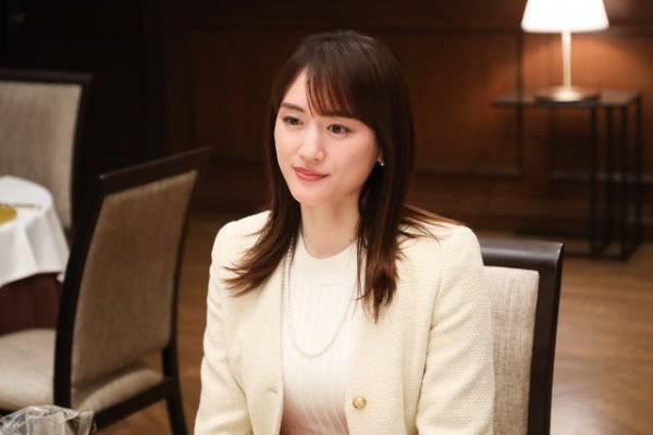 「元彼の遺言状」8話 大泉洋“篠田”に対する、綾瀬はるか“麗子”の“決意”に「ちゃんとずっと「元彼の遺言状」に添って話が続いてる」などの声