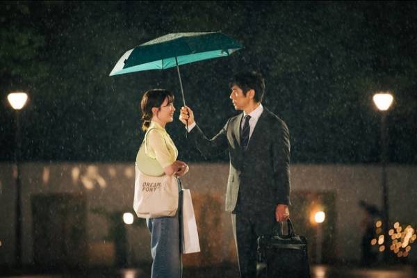 「ユニコーンに乗って」2話 杉野遥亮“須崎”の嫉妬に「かわいい」などの声、小鳥と早智の出会いには「この先どう繋がるのか」