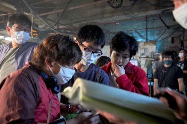 二宮和也、自然体な姿が現場を穏やかに『ＴＡＮＧ タング』現場レポート公開