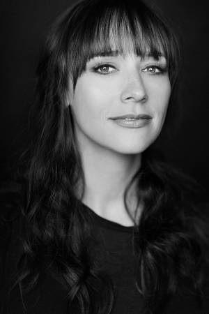 西島秀俊、Apple×A24の新作ダークコメディ「Sunny」でラシダ・ジョーンズと共演