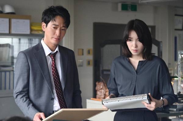 「オクトー」第2話 橋本マナミの演技に「凄かった」の声続々、飯豊まりえ“朱梨”の過去には「真犯人が警察関係者？」の声も