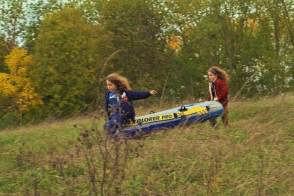 娘、母、祖母の三世代をつなぐ…セリーヌ・シアマ監督最新作『秘密の森の、その向こう』本予告